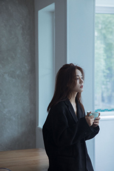 奇怪的美发沙龙在线
